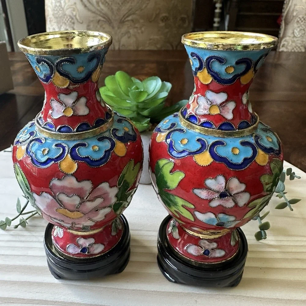 Vintage Chinese Floral Cloisonné Mini 4 Inch Pair of Vases Wood Stands w Box NOS